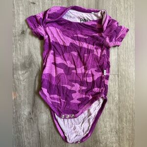 Little sleepies berry camo size 0-3 months onesie